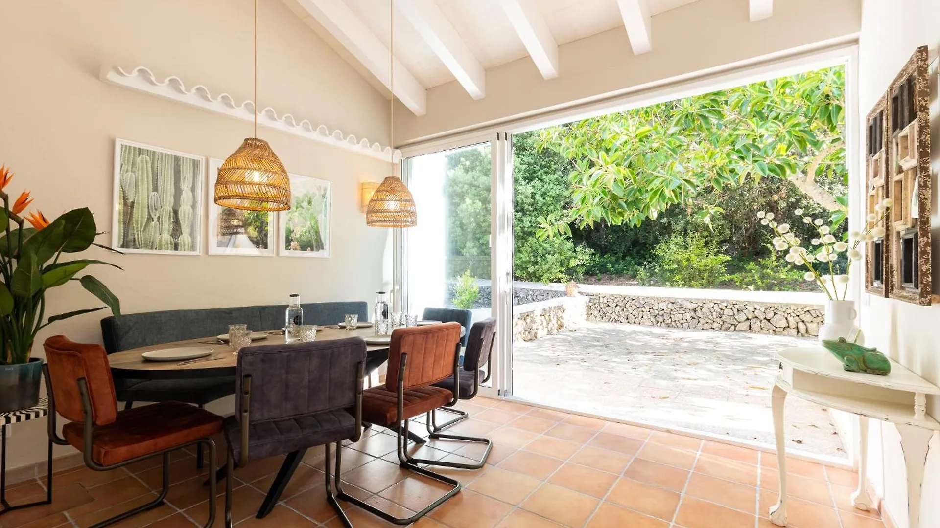 Villa Caterina Authentic Villa In Quiet, Wooded Area Es Mercadal